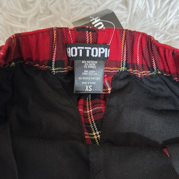Hot Topic Black & Red Plaid Split Leg Pants - Picture 5 of 9